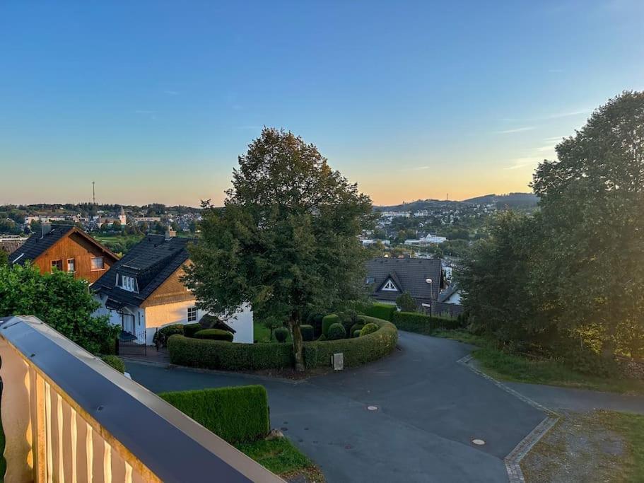 Bovenappartement In Met Balkon En Uitzicht Over Het Bos Apartment *